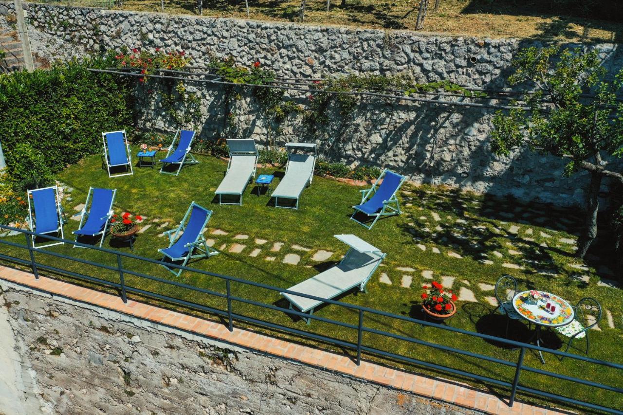 Roccia Fiorita Hotel Фуроре Екстериор снимка