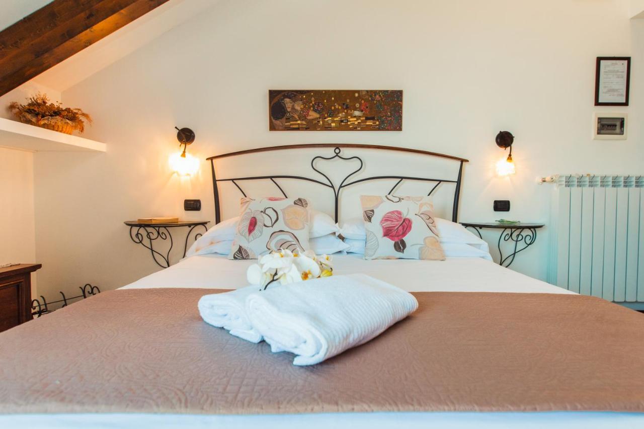 Roccia Fiorita Hotel Фуроре Екстериор снимка
